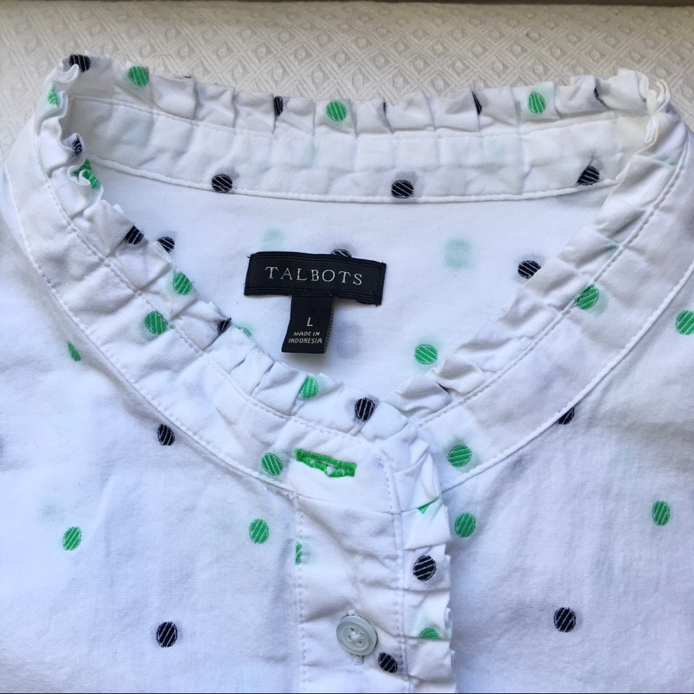 Fresh Talbots Swiss dot pullover style top!!☘️ - Picture 11 of 12